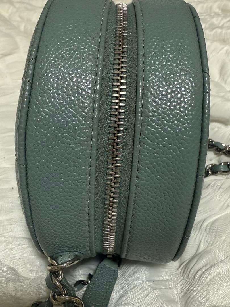 CHANEL シャネル 丸型バッグ チェーンショルダー