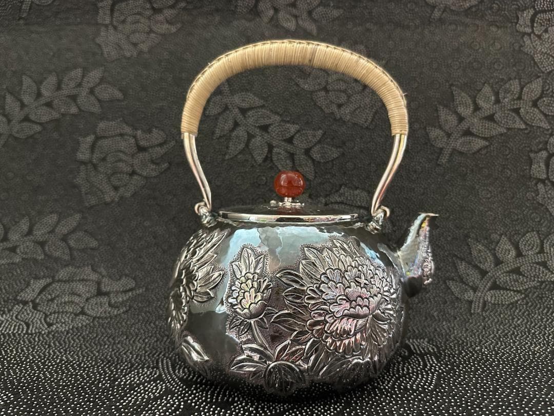 ととろ 銀瓶2点