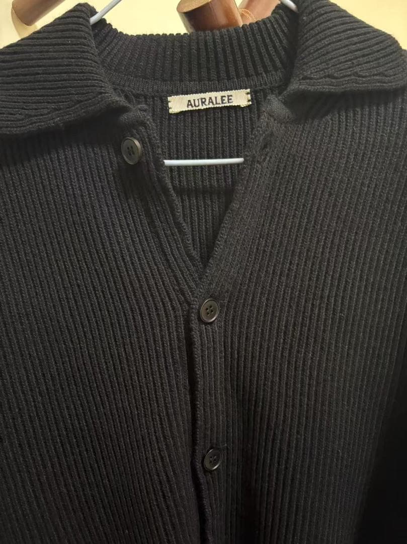 AURALEE ブラックリブ編みカーディガン 5