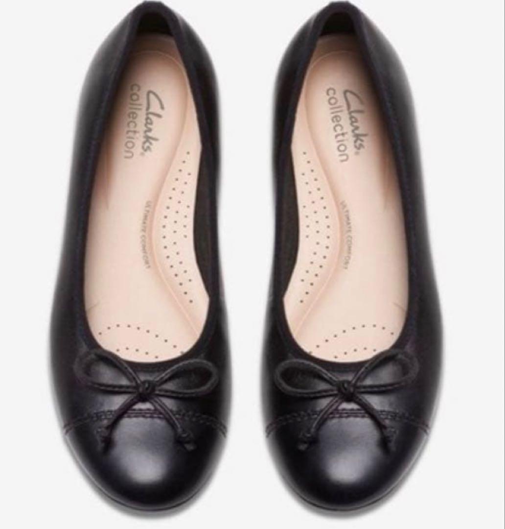 23 Loreleigh Rae / ブラックレザーパンプス