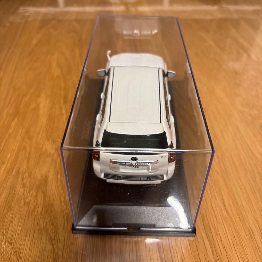 ランドクルーザー プラド 1/30 ミニカー　非売品