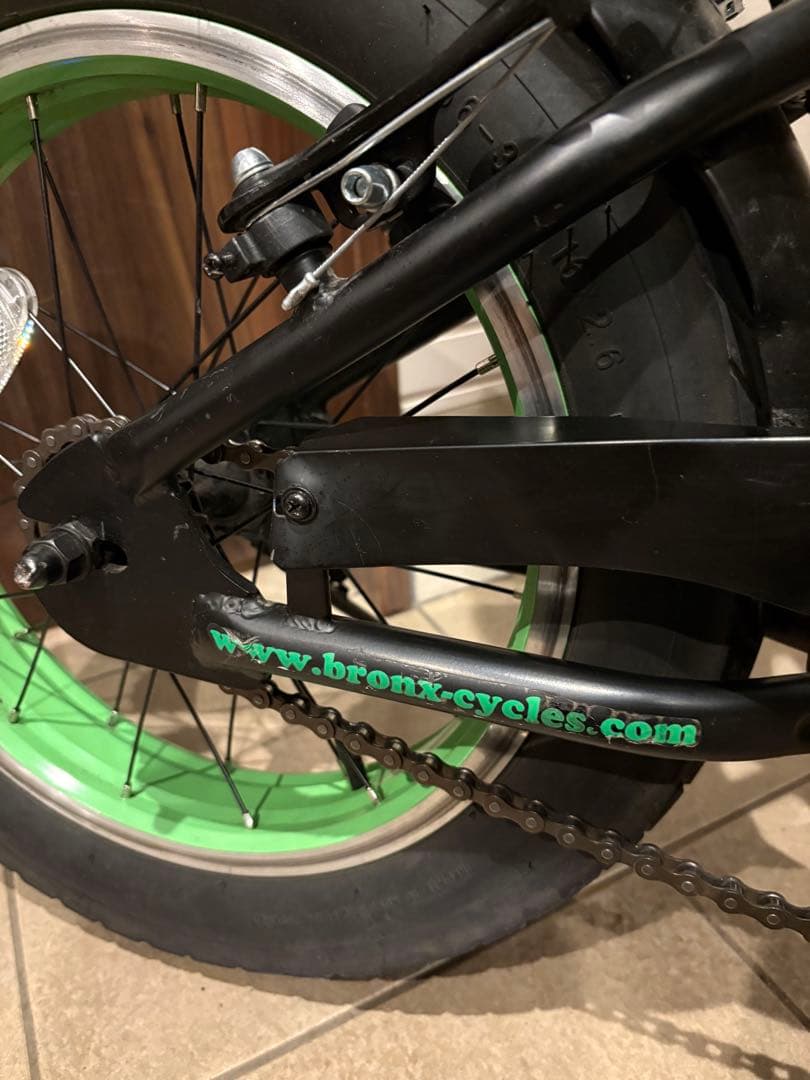 ファットバイク　16インチ