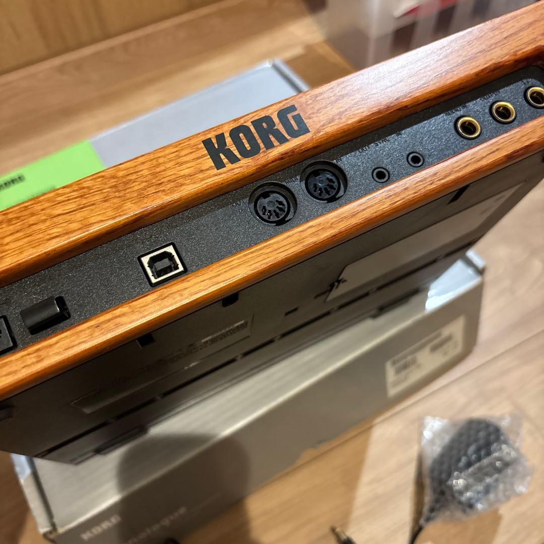 【美品】KORG monologue アナログシンセサイザー レッド【生産終了】