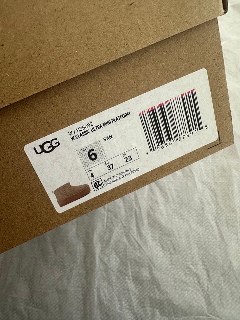UGG ウルトラミニプラットフォーム 23