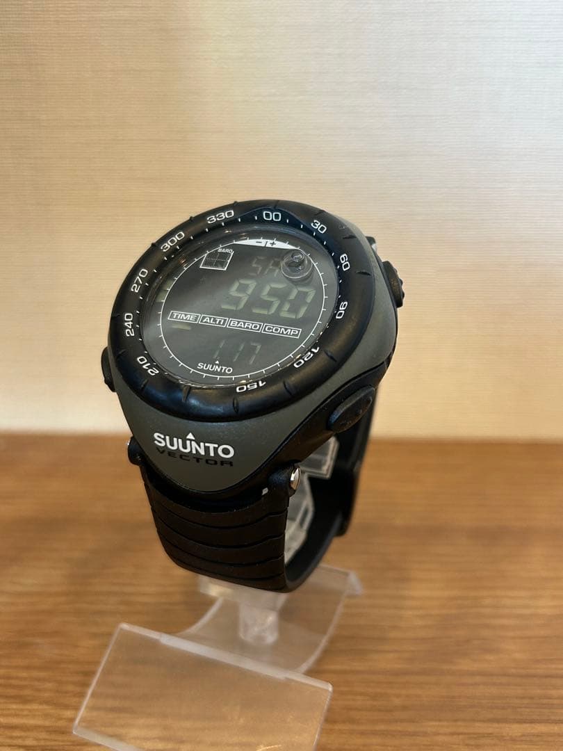 SUUNTO VECTOR ミリタリーグリーン スント ベクター レガッタ 時計