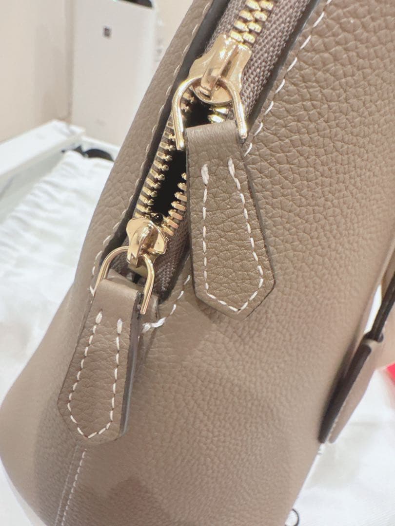 BONAVENTURA ボナベンチュラ　エマバッグ 28 シュリンク　エトープ