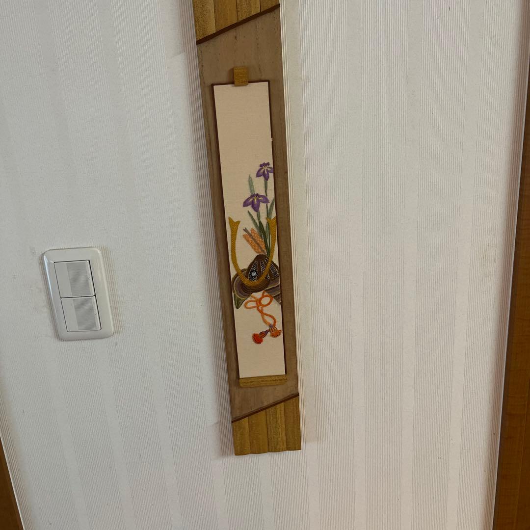 戸塚刺繍作品　短冊11枚と短冊掛け2つ