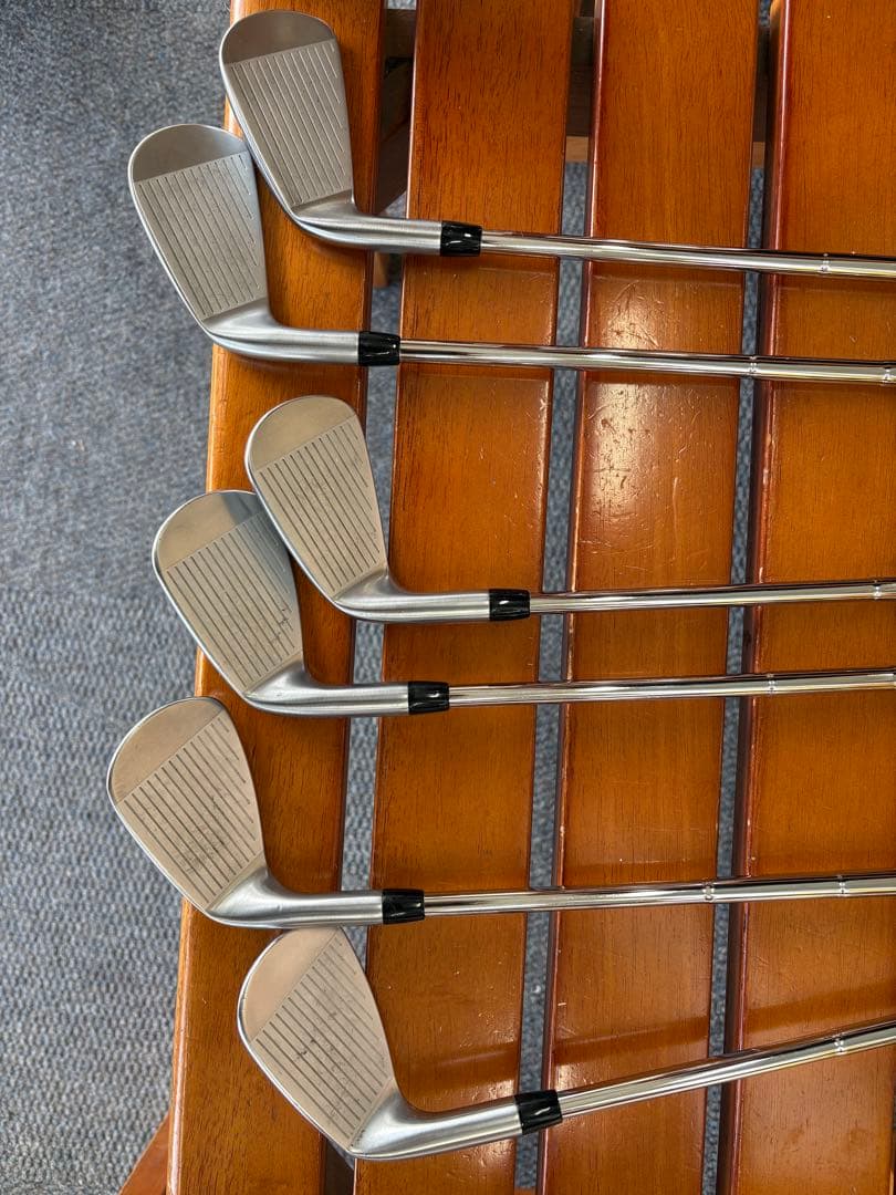 Titleist T150(2025)アイアン5-P、AMTシルバー、イオミック