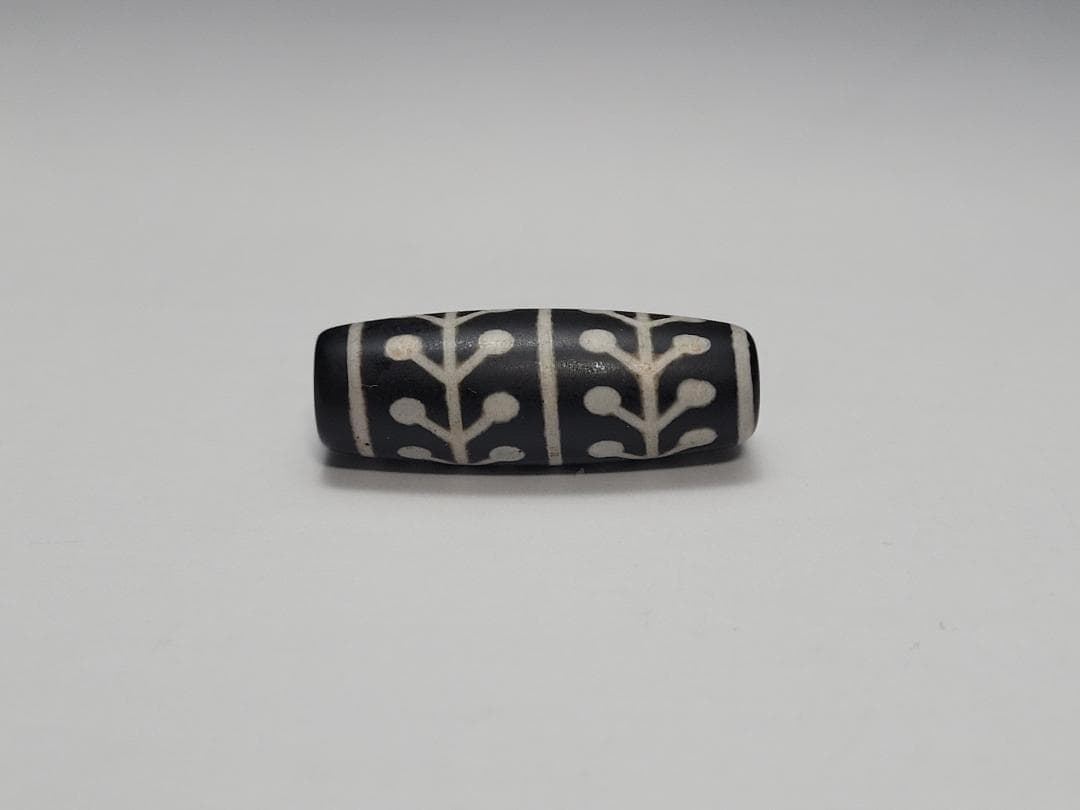 古代 黒瑪瑙 ビーズ 玉 装身具 時代物 高さ約2.9cm