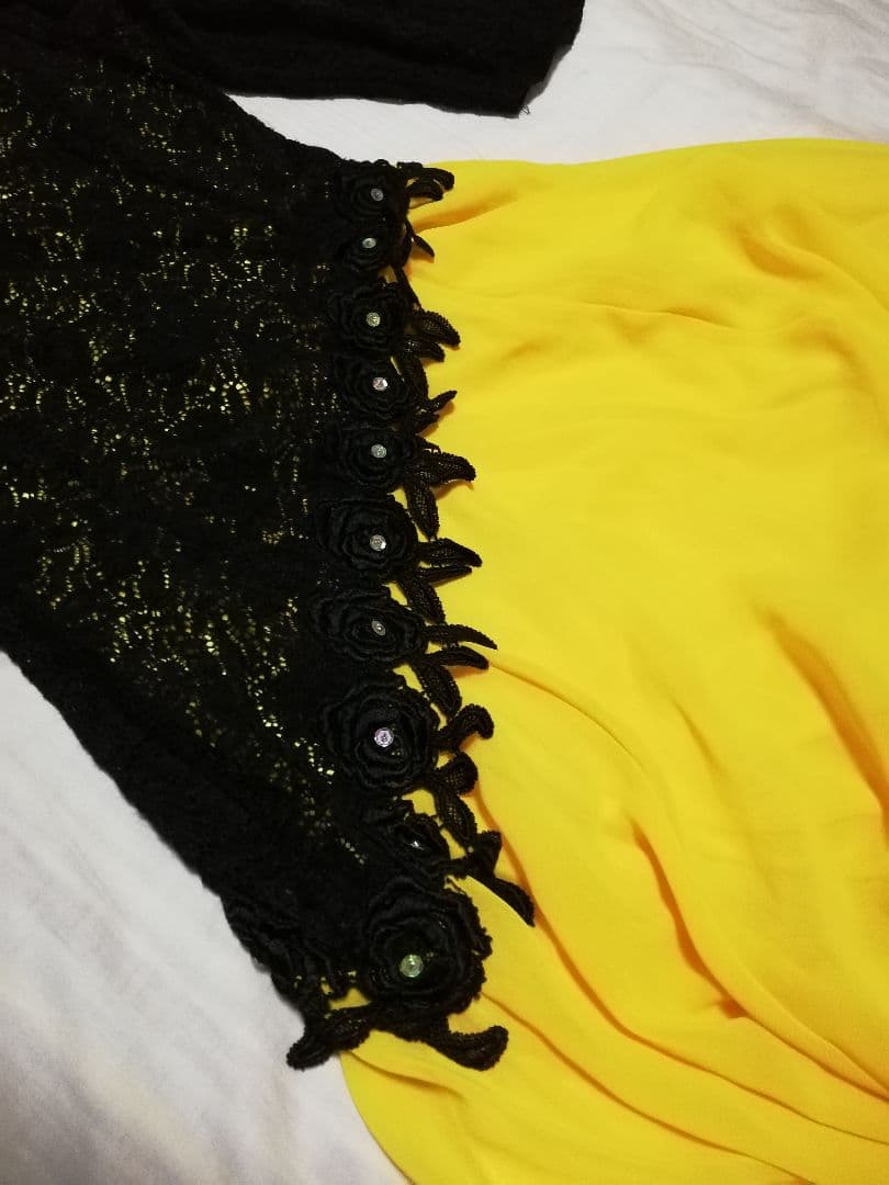 最終お値下げ　社交ダンス用　カラオケ用に　黒と黄色のロングドレス