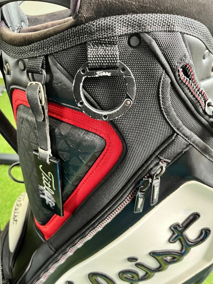 Titleist キャディバッグ 黒/白/赤　ツアーモデル
