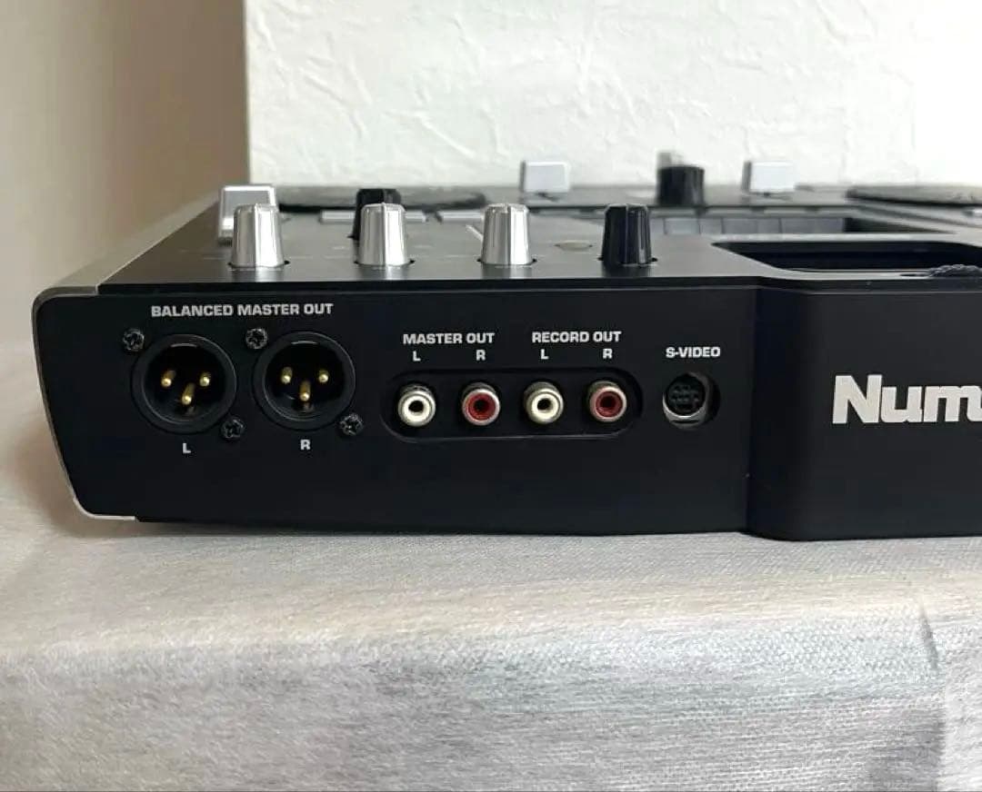 ①Numark DJコントローラー マルチトラックレコーダー iDJ2 箱付き