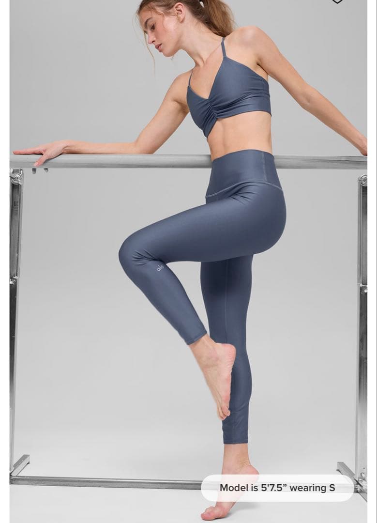 ヨガウェア　alo HighWaist Airlift Legging