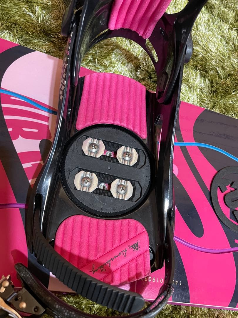 レディース　スノーボードセット　板　キスマーク　　140cm ビンディングk2