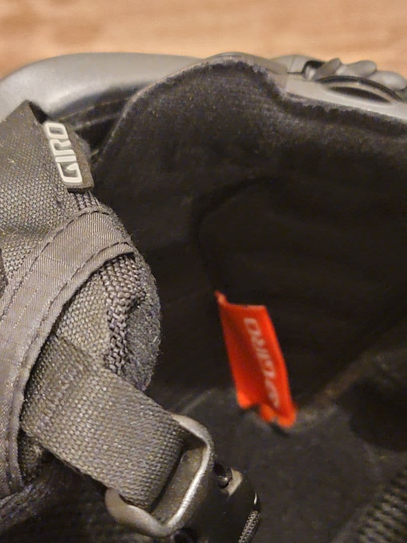 【美品】GIRO NEO グレー Mサイズ アジアンフィット