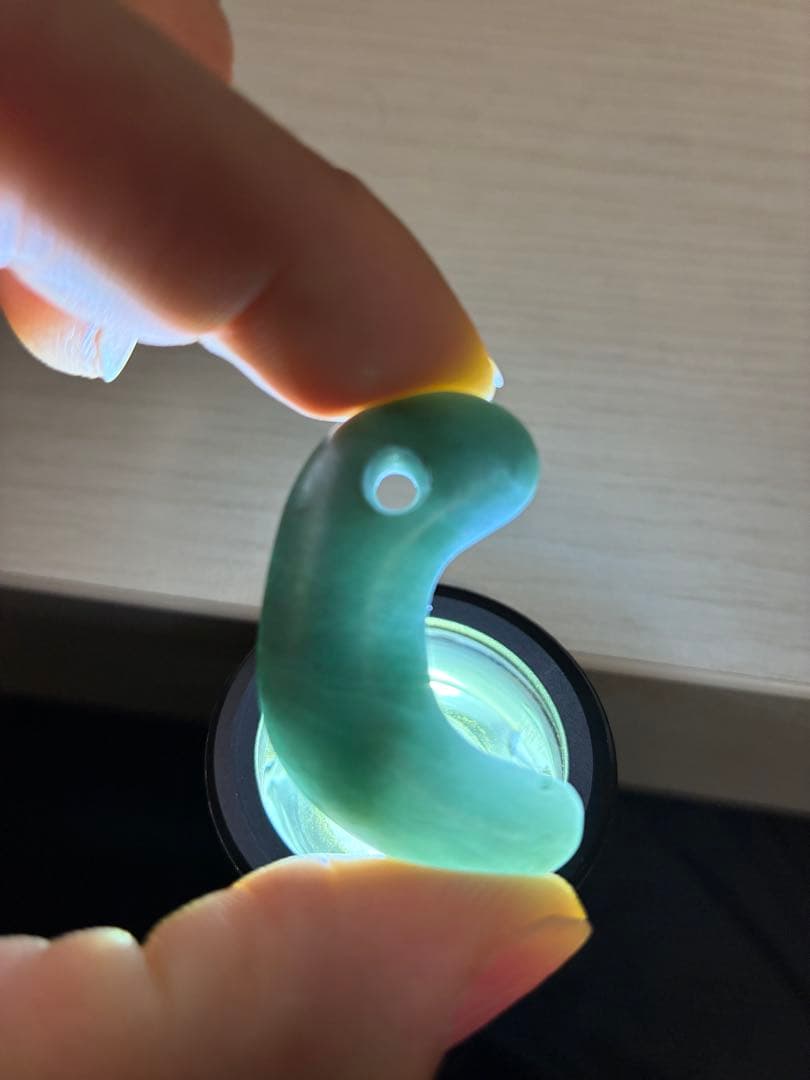 勾玉　出土品　翡翠　青勾玉　縄文期　弥生期