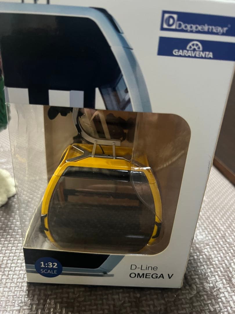 Doppelmayr D-Line OMEGA V 1:32スケール