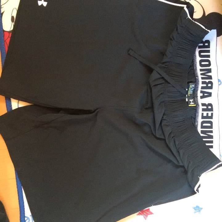 UNDER ARMOUR  &イングランドのＴシャツ