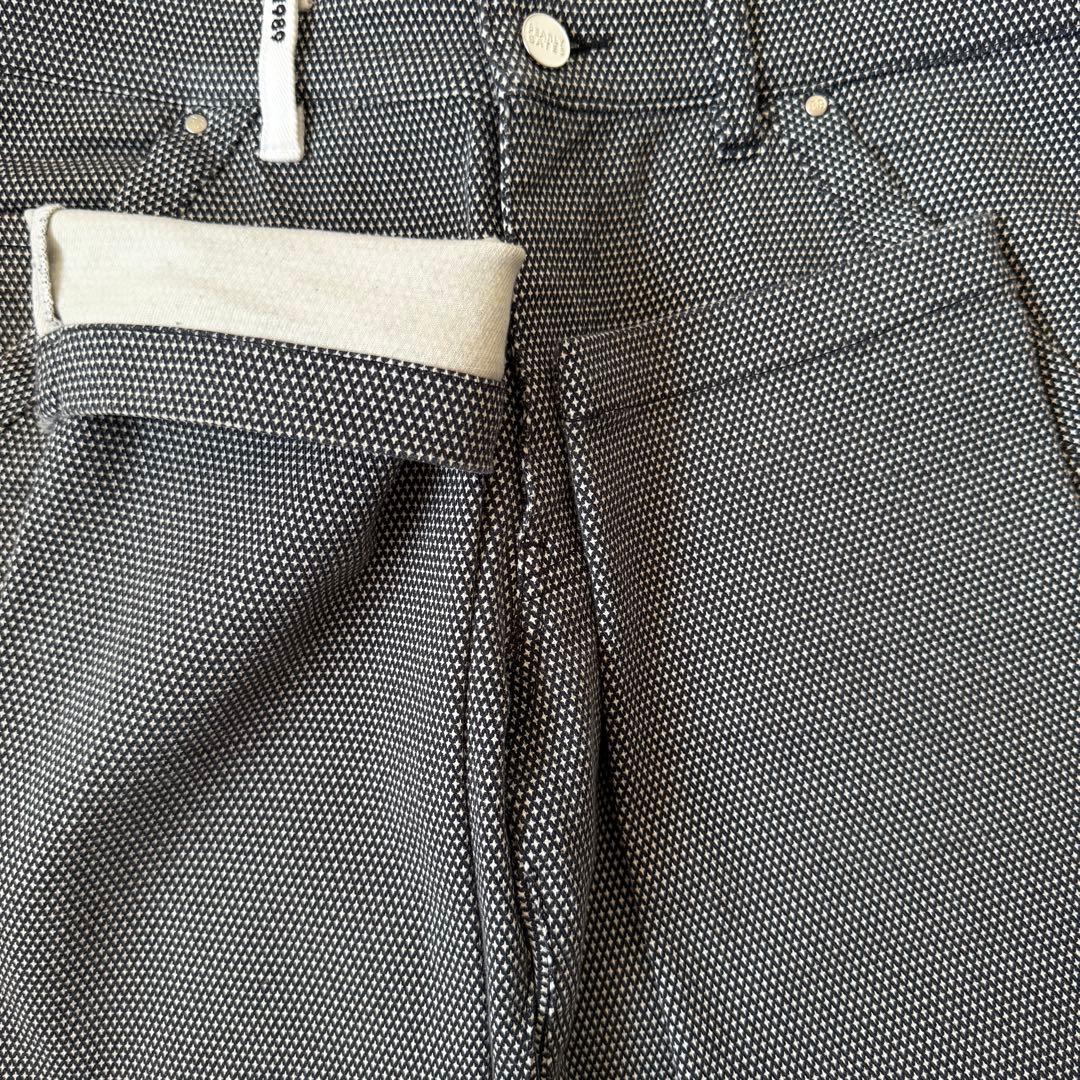 パーリーゲイツ　パンツ　総柄　グレー　M〜L相当　生地厚　コットン素材　白　4