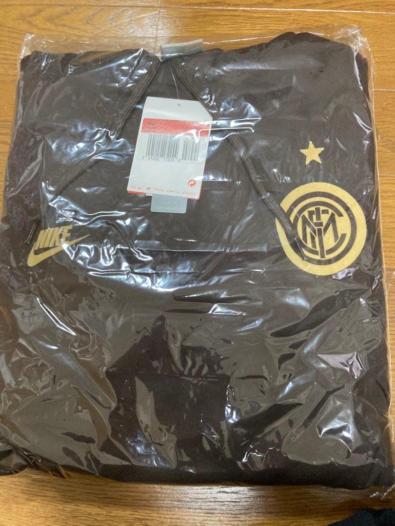 NIKE インテル　パーカー　US Ｌサイズ 未開封品