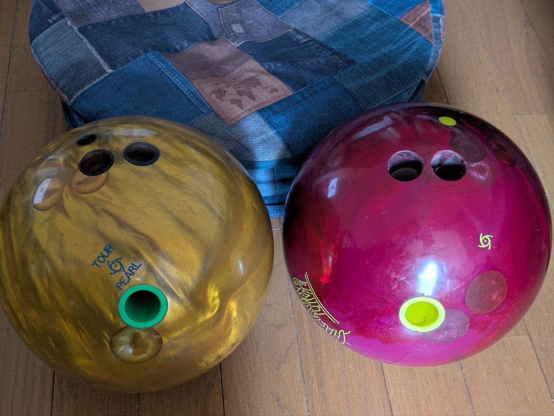 ボウリングボール2個セット IQとHYROAD LIVE　15P