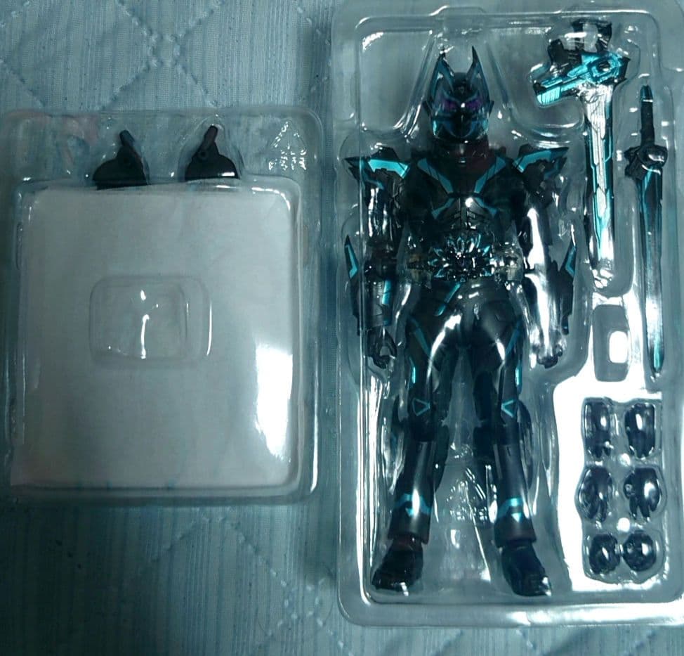 S.H.Figuarts Xギーツ クロスギーツ フィギュアーツ