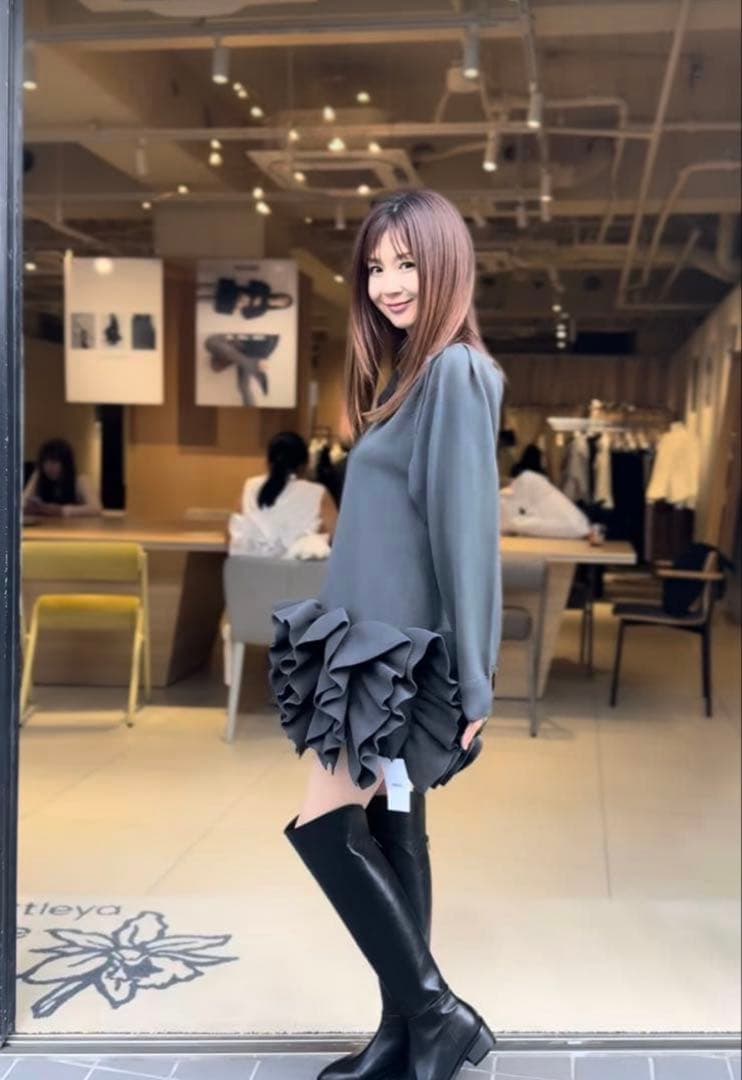 完売 美品 ハイアンド Ruffled-Hem Polo Dress hiand