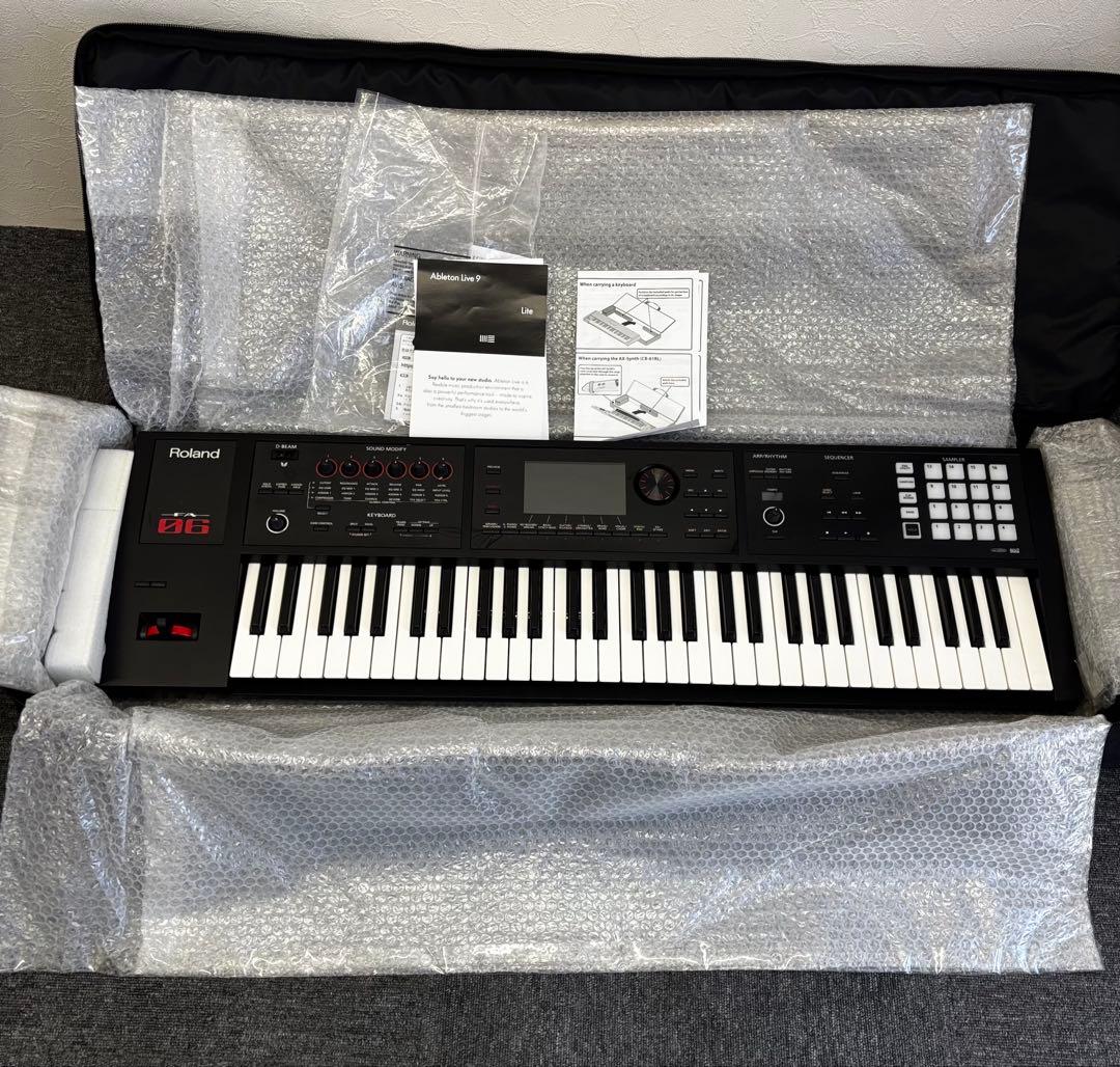 Roland FA06 シンセサイザー ACアダプター&ケース付き ローランド