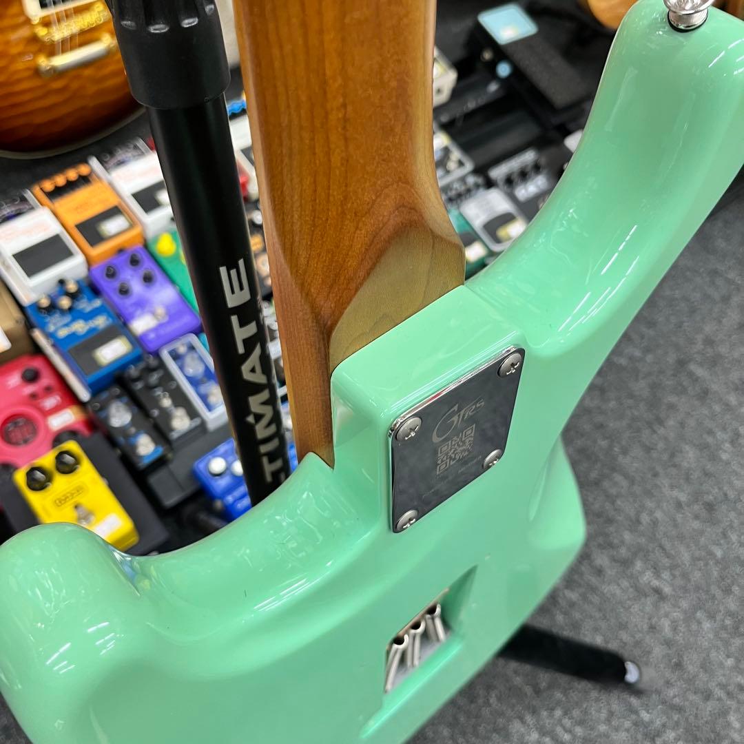 【11631】Mooer S800 GTRS エレキギター