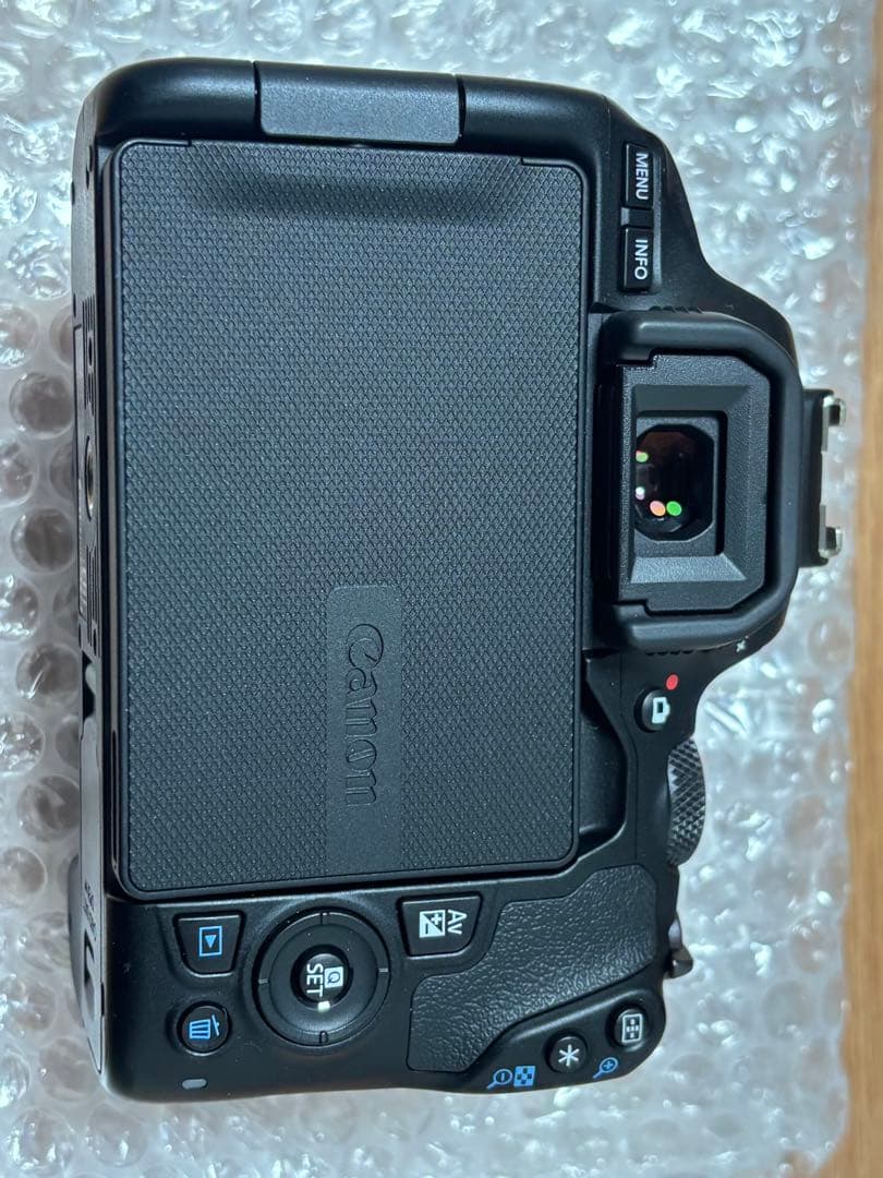 ［美品］Canon EOS Kiss X10 デジタル一眼レフカメラ