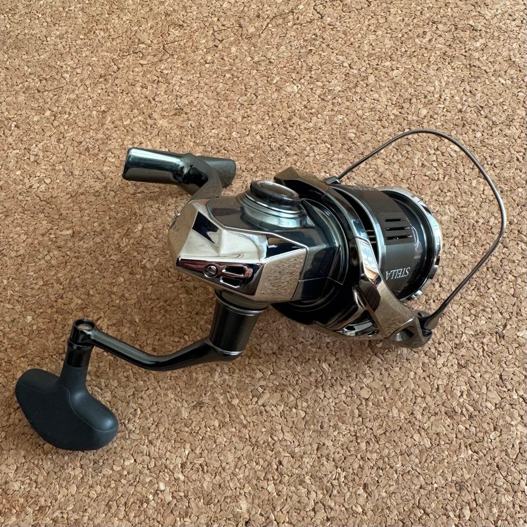 【2回試投のみ極美品】22ステラ 4000MHG ベール対策済製品