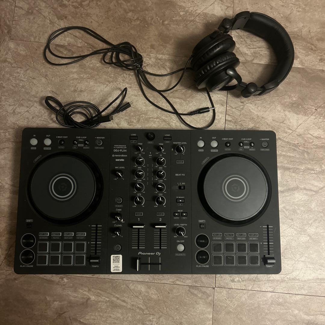 PioneerDDJ-FLX4+(DDJ-400後継機種)ヘッドホン・ケース付き