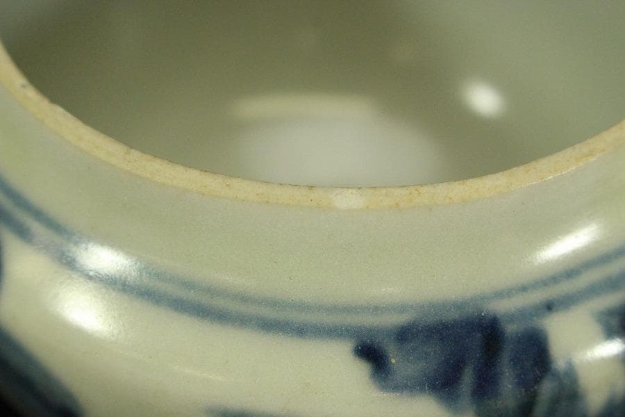 中国美術 青花 草花紋 壷 φ11.5cm(ZE335)