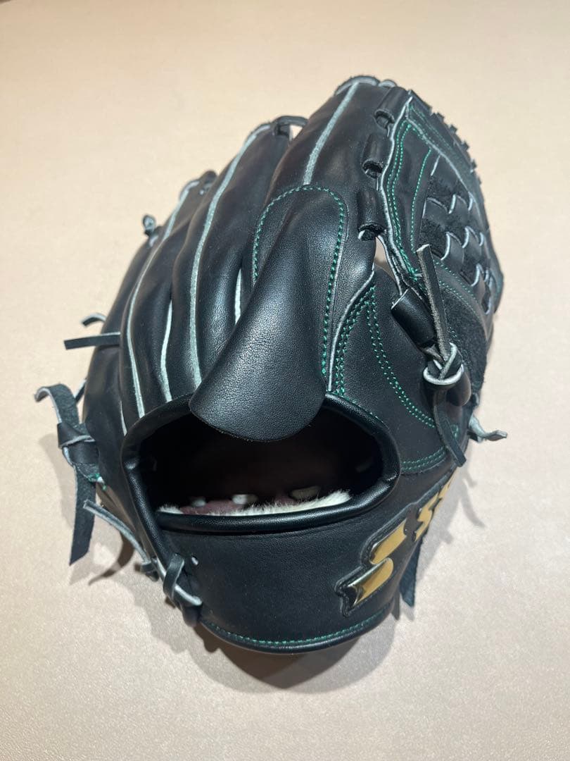 佐藤様相馬専用　【美品】　SSK 硬式　投手用グローブ