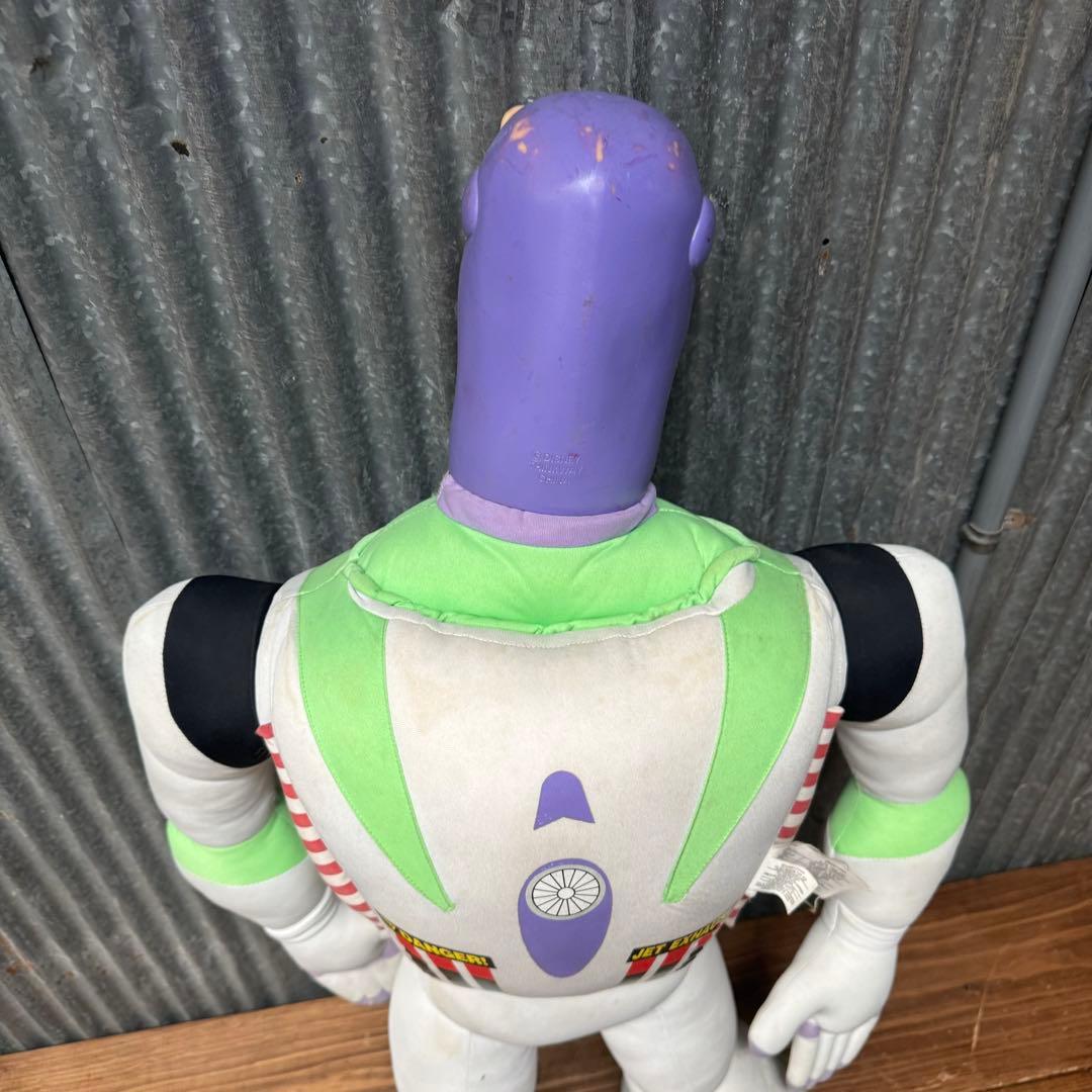 トイストーリー　人形　ウッディ　バズ・ライトイヤー　ぬいぐるみ　ディズニー