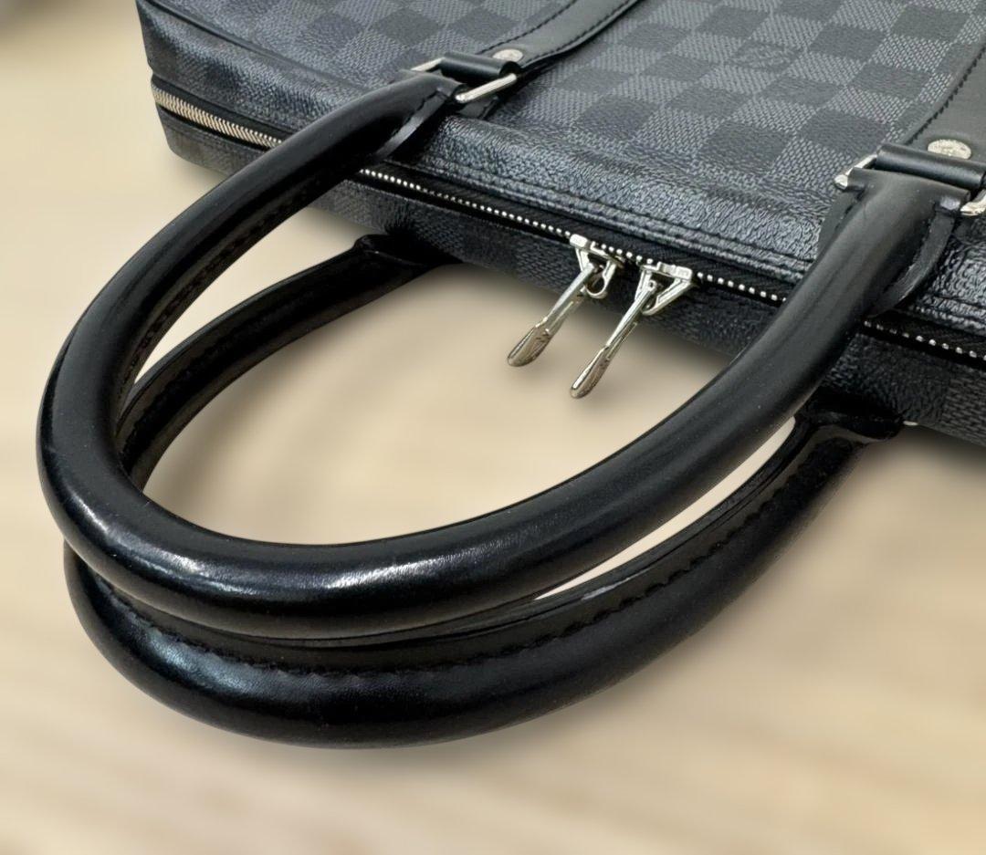 【訳アリ】LV ポルト ドキュマン・ヴォワヤージュ ダミエグラフィット