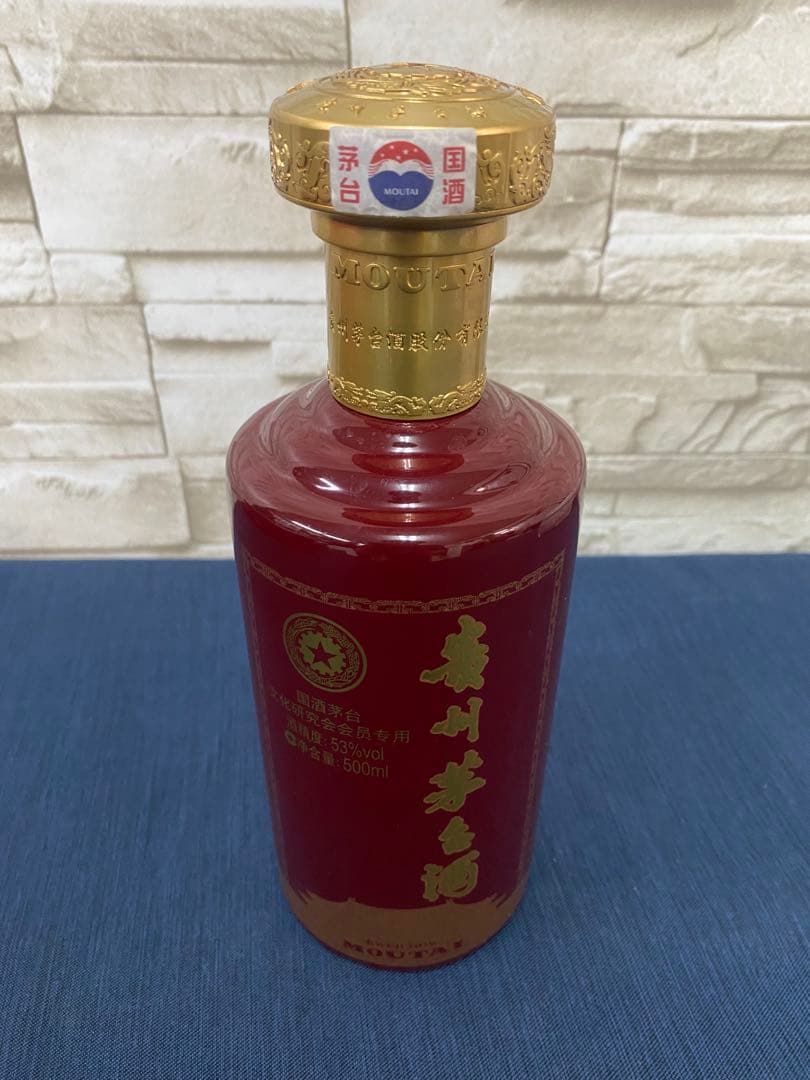 Moutai 500ml 赤色パッケージ　贵州茅台酒