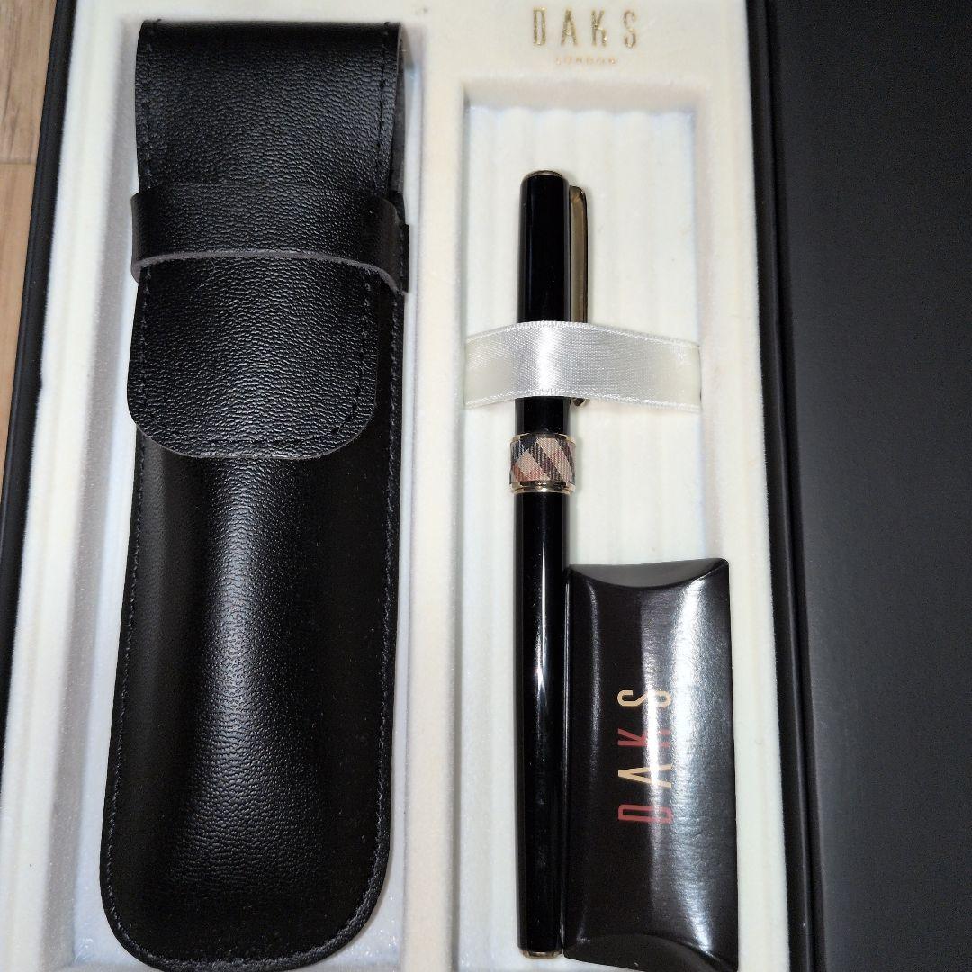 新品　セイラー　DAKS 　万年筆　レザーペンケース　カートリッジ２本　ダックス