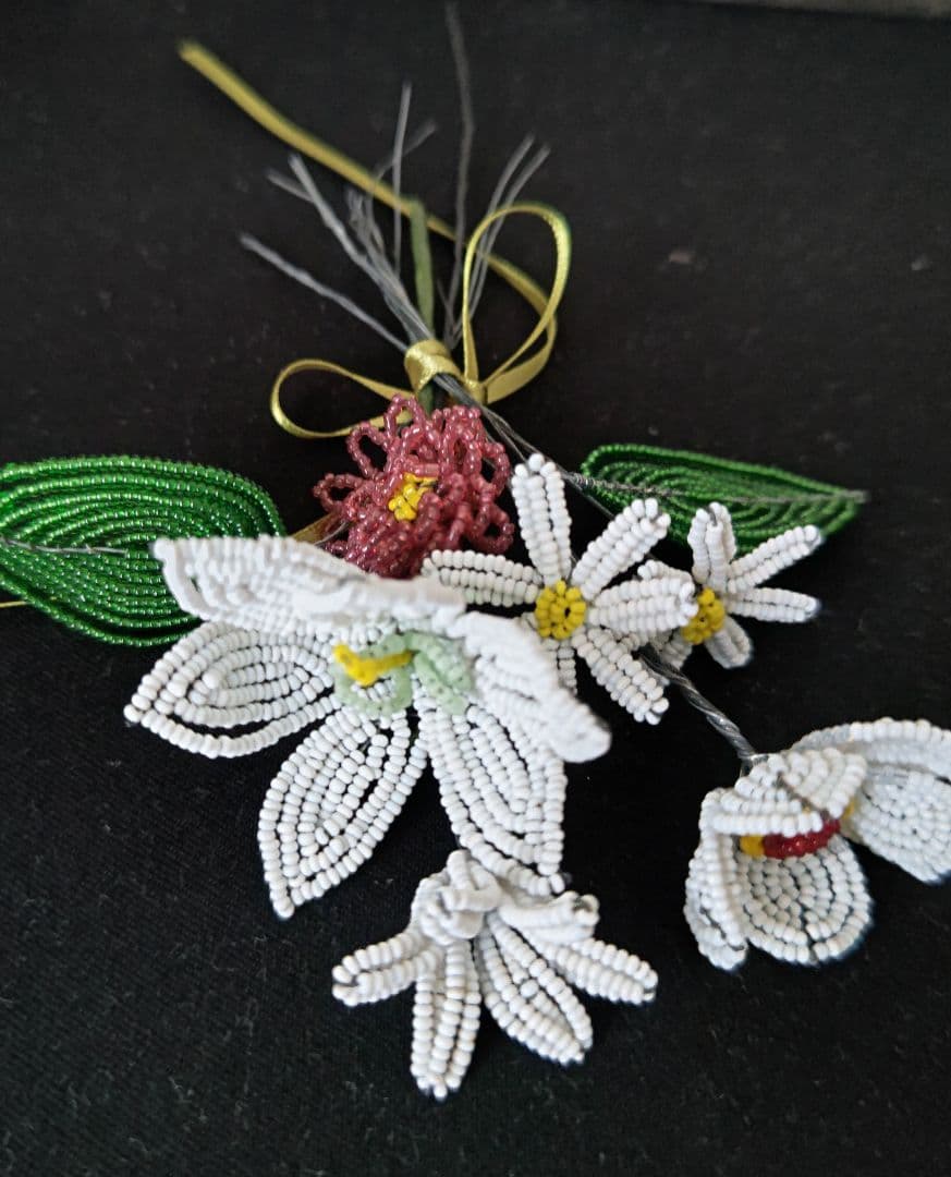 アンティーク　ビーズフラワー　フレンチビーズフラワー　H.P.DECO