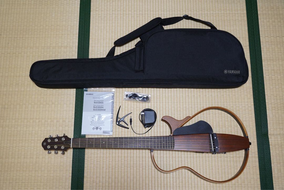 ヤマハ　サイレントギター　SLG200S/NT