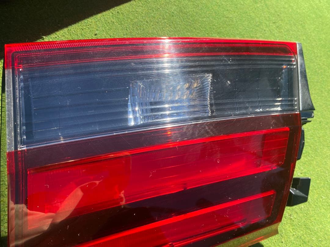 トヨタ　30アルファード　純正　前期　テールライト　テールランプ