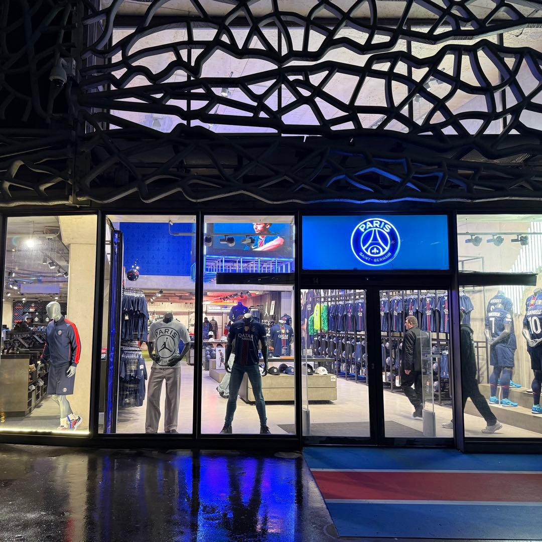 日本未発売　パリの公式ストアで購入　プレマッチシャツ 4th L 23-24