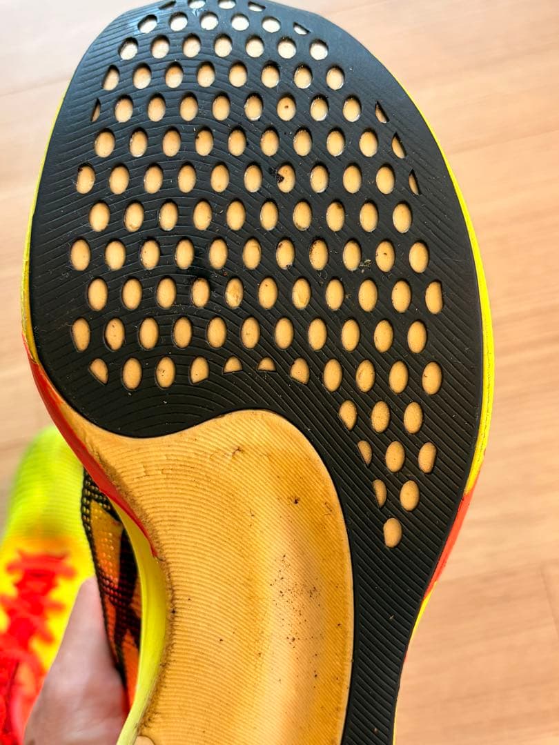 アシックス メタスピードエッジパリ 27.0センチ