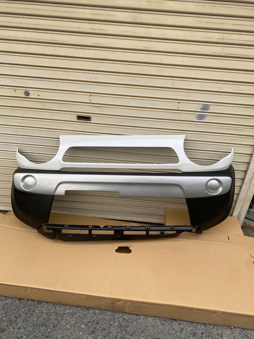 送料込み　スズキ ハスラー MR31S MR41S　フロントバンパー グリル