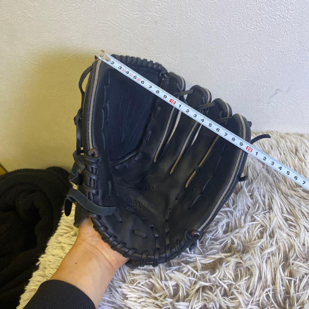 NIKE 軟式投手用グローブ　ダルビッシュ有　モデル　ブラック　限定