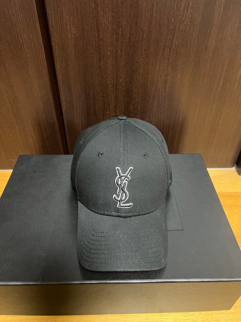 SAINT LAURENT × NEW ERA コラボ キャップ 正規品