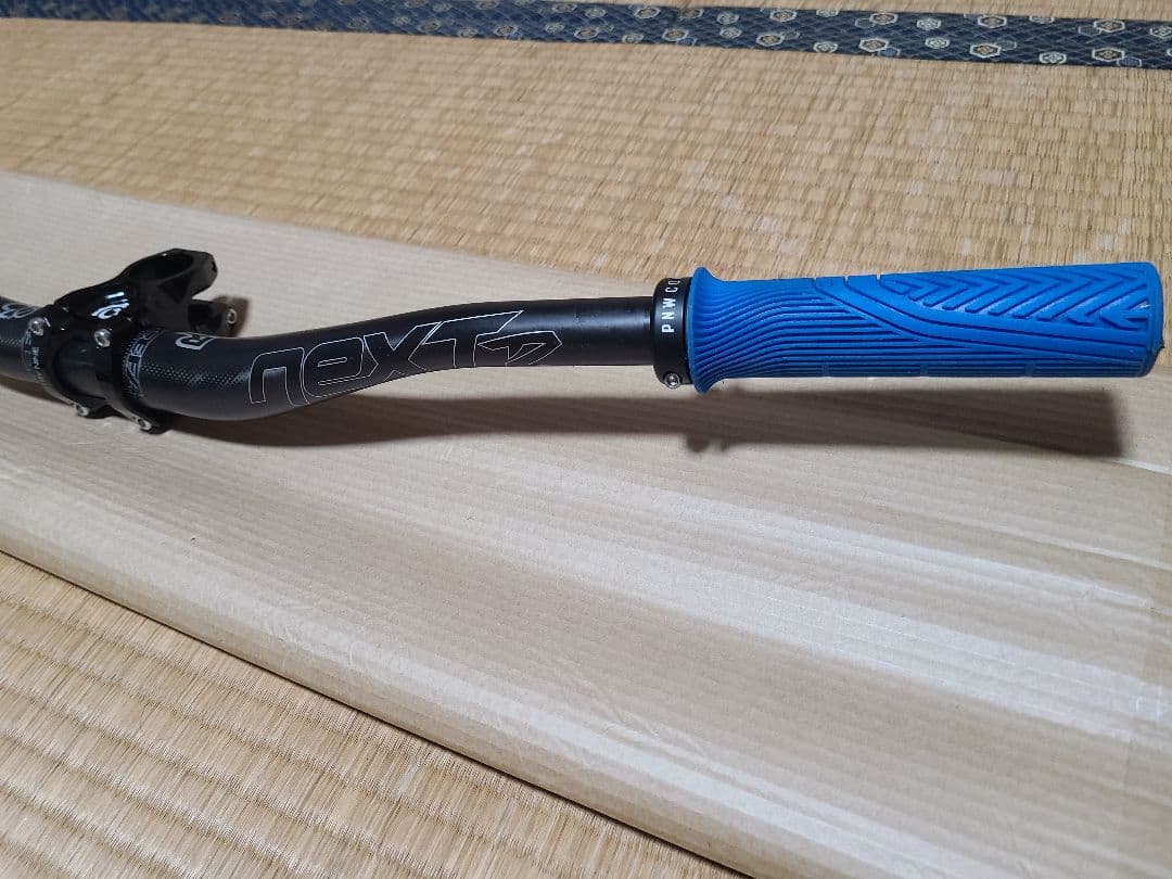 Industry nineステム＋Race Face Next2 ハンドルバー