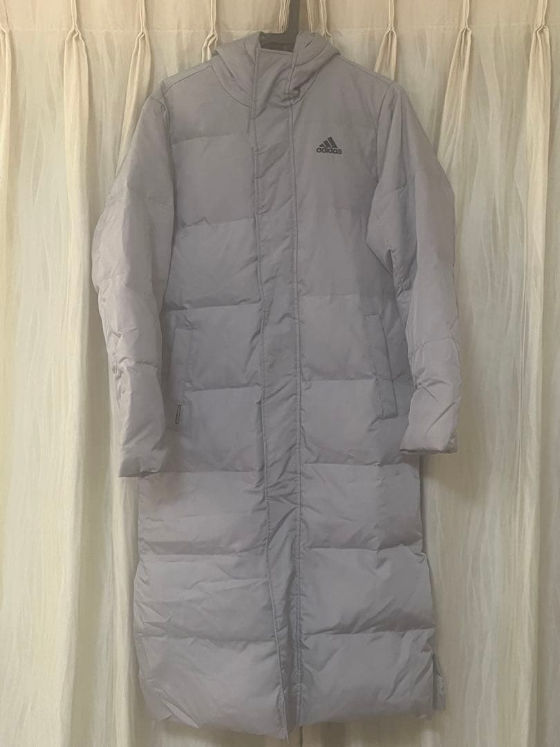 adidas Climaproofダウンベンチコート