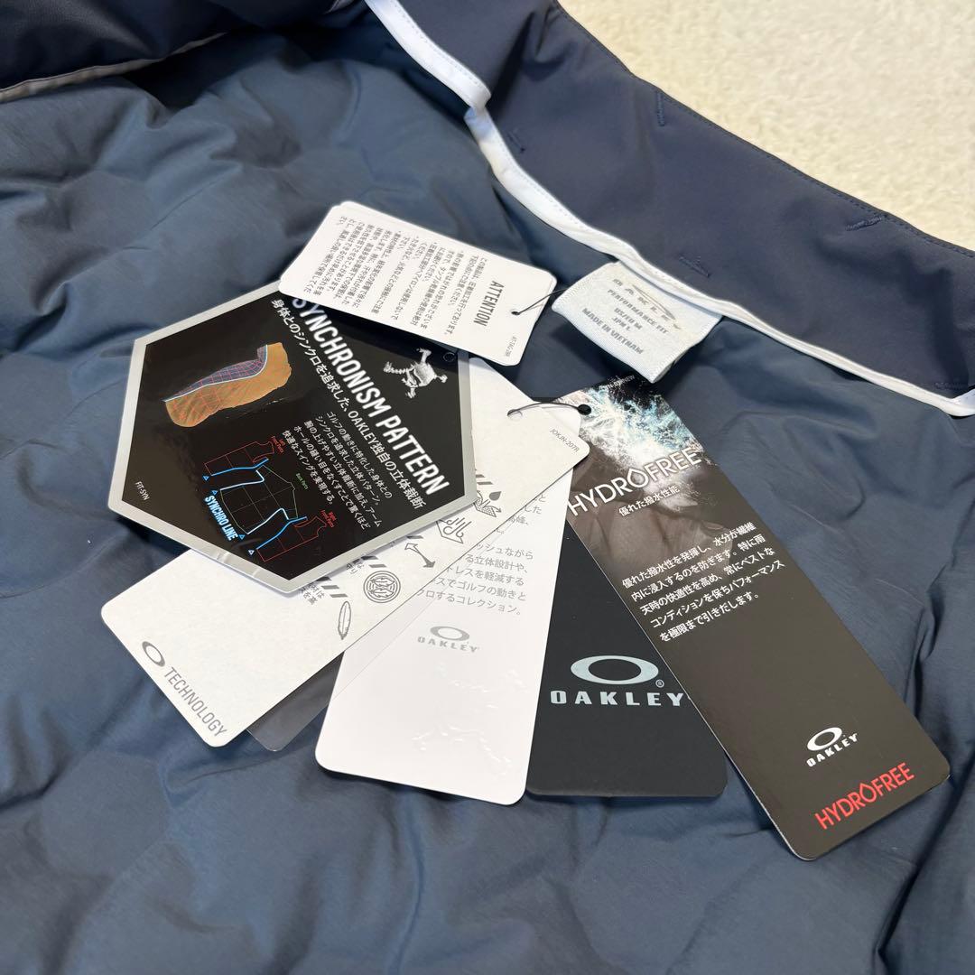 未使用品 オークリー ゴルフ 軽量 ストレッチ ダウンジャケット L