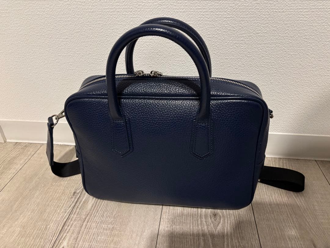 チマブエCIMABUE　エメリーⅡ ミニマルショルダーバッグ